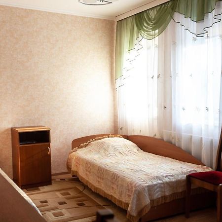 Готель Gostinitsa "Elen" Shchuchyn Екстер'єр фото